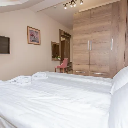 Harizma 013 Aparthotel Kovin