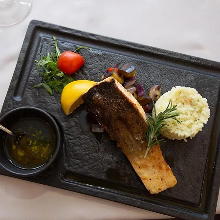 Harizma 013 Lägenhetshotell 4*